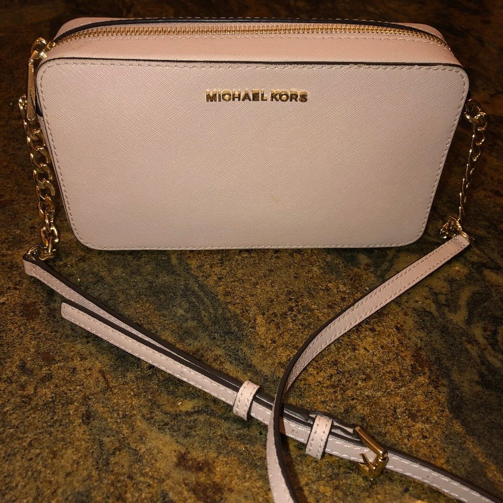 Michael Kors Pink Jet Setter Crossbody Purse
